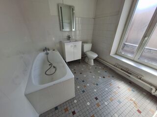  Appartement à louer 1 pièce 28 m²