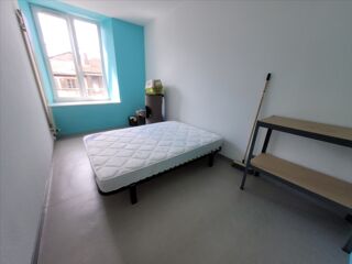  Appartement à louer 4 pièces 86 m²