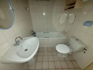  Appartement à louer 2 pièces 49 m²