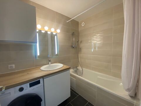  Appartement � louer 3 pi�ces 64 m�