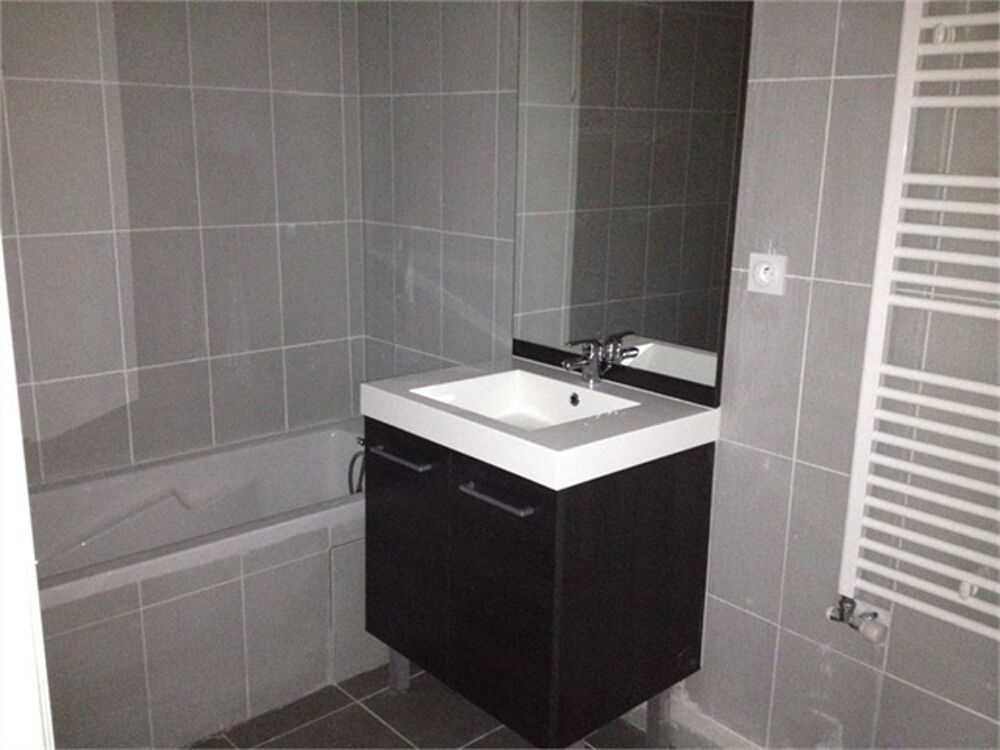 Location Appartement OULLINS - 57 m2 Oullins