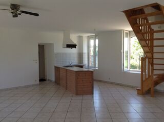  Appartement à louer 5 pièces 118 m²
