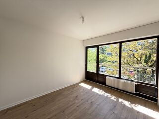  Appartement à louer 2 pièces 43 m²