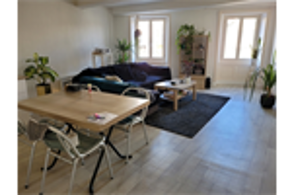 Location Appartement ST LAURENT DE CHAMOUSSET Saint-laurent-de-chamousset