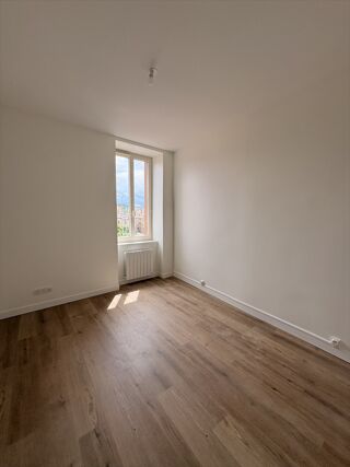  Appartement � louer 3 pi�ces 67 m�