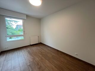  Appartement à louer 4 pièces 91 m²