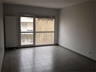  Appartement à louer 3 pièces 57 m²