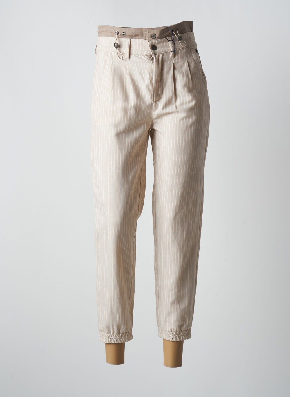 Taille w27 femme best sale
