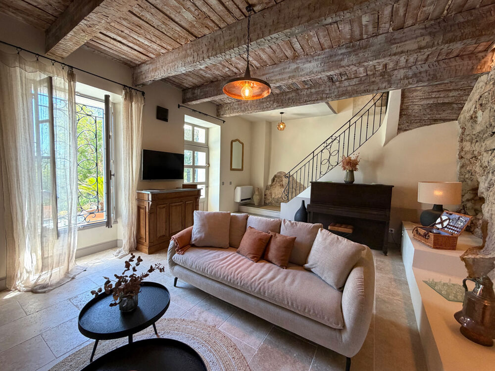 à vendre  Propriété/château Callas (83830)