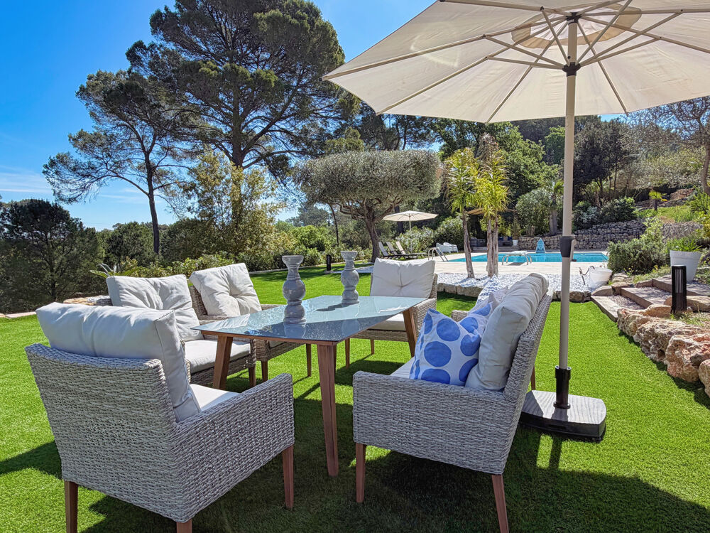 � vendre  Propri�t�/ch�teau Lorgues (83510)