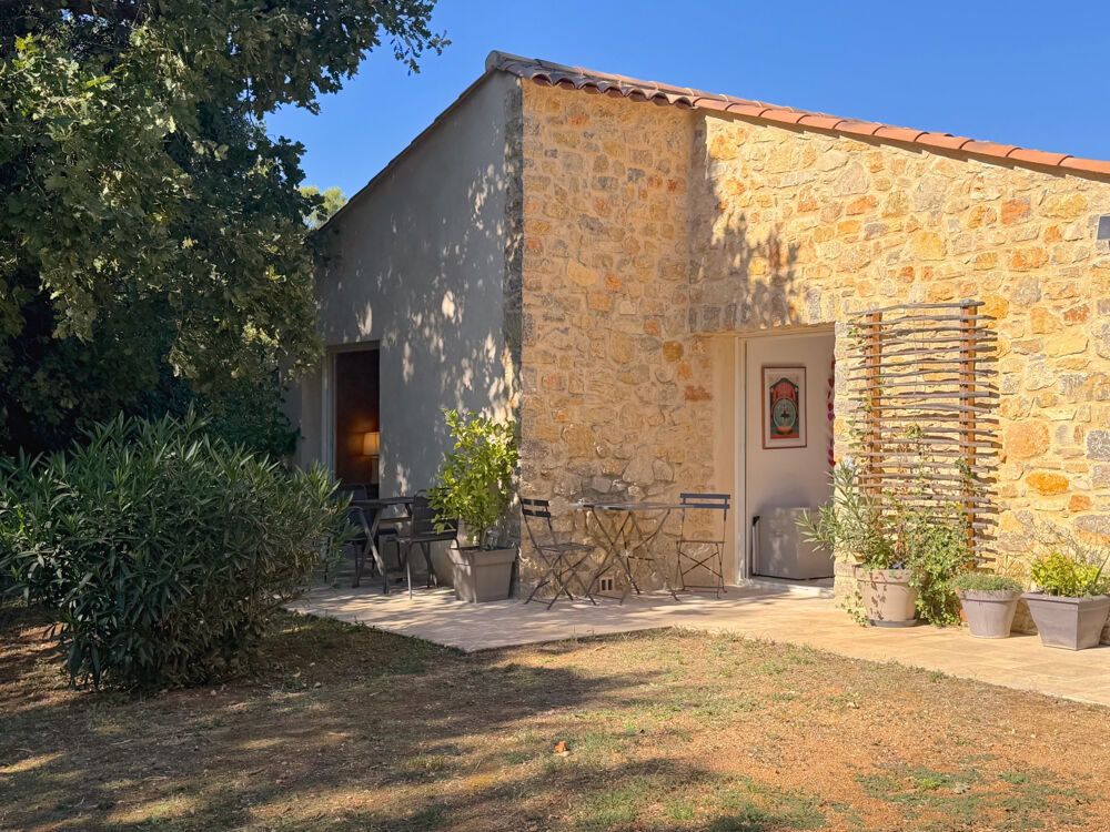 à vendre  Propriété/château Lorgues (83510)