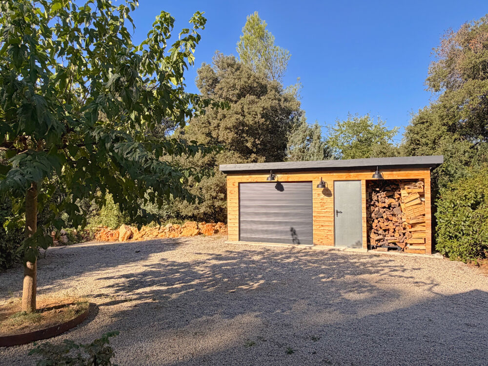 à vendre  Propriété/château Lorgues (83510)