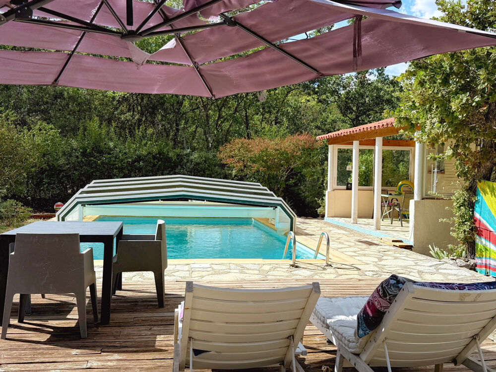Villa rénovée avec studio indépendant, piscine et 3 867 m2 de terrain à Lorgues