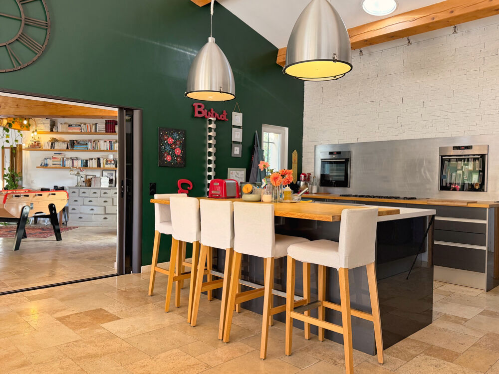 à vendre  Propriété/château Lorgues (83510)