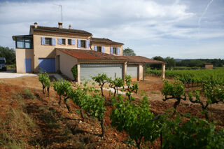  Propri�t�/ch�teau � vendre 11 pi�ces 200 m�