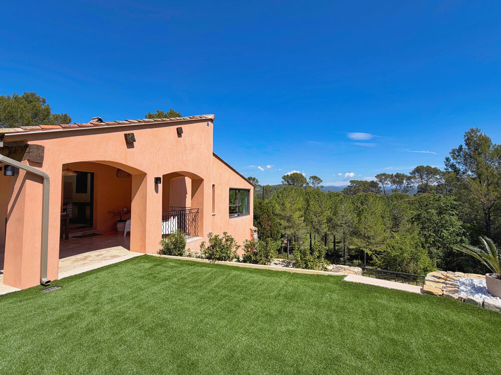 � vendre  Propri�t�/ch�teau Lorgues (83510)