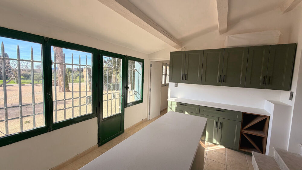à vendre  Propriété/château Maussane-les-Alpilles (13520)