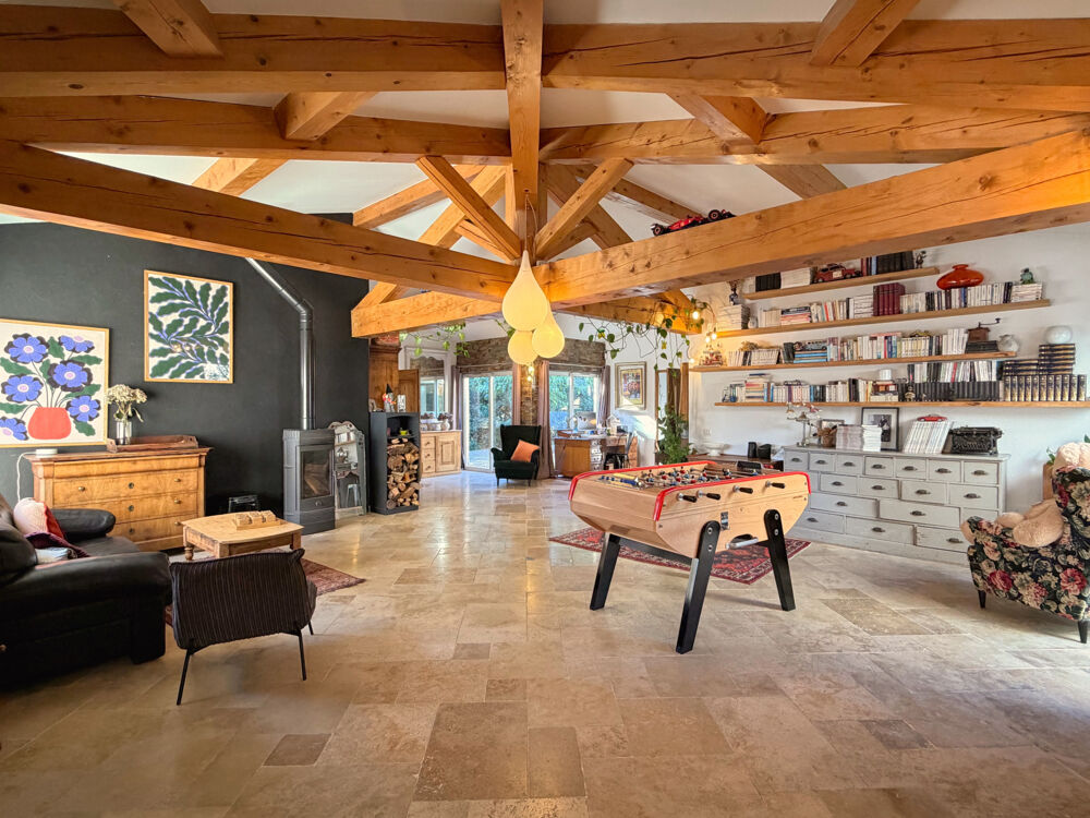 à vendre  Propriété/château Lorgues (83510)