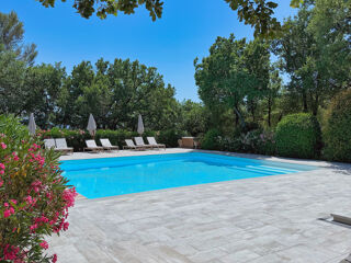 Propriété/château à vendre 8 pièces 300 m² Callas