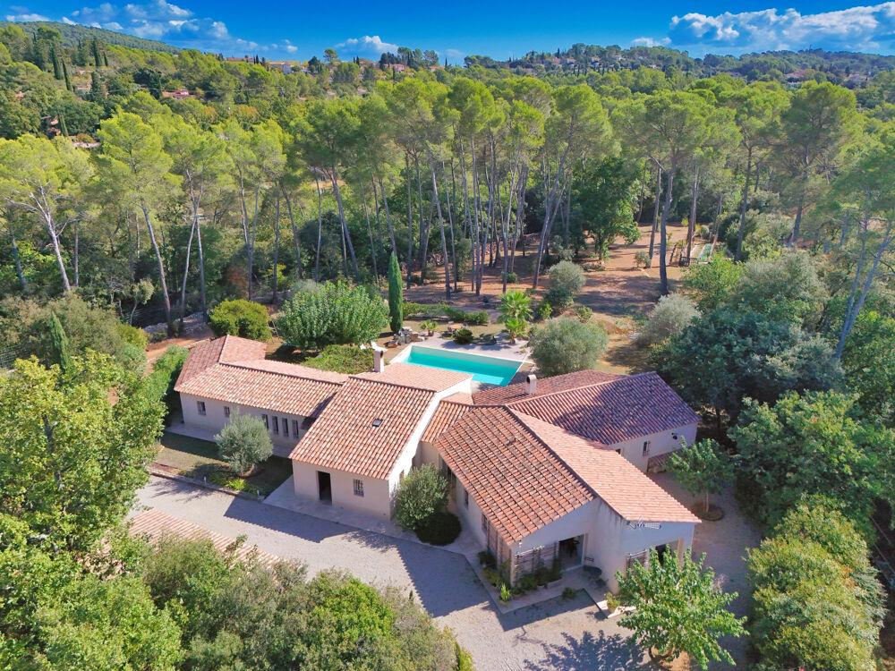 Vente Propriété/Château Propriété provençale de caractère avec 5 suites, maison d'amis et piscine à Lorgues Lorgues