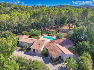 Vente Propriété/Château Propriété provençale de caractère avec 5 suites, maison d'amis et piscine à Lorgues Lorgues