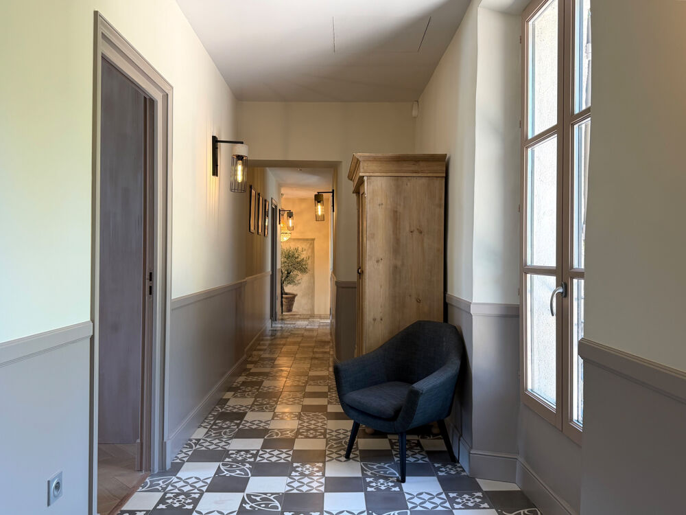 à vendre  Propriété/château Callas (83830)