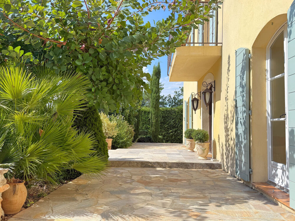 Bastide provençale avec piscine au coeur du Domaine Saint-Pierre de Tourtour