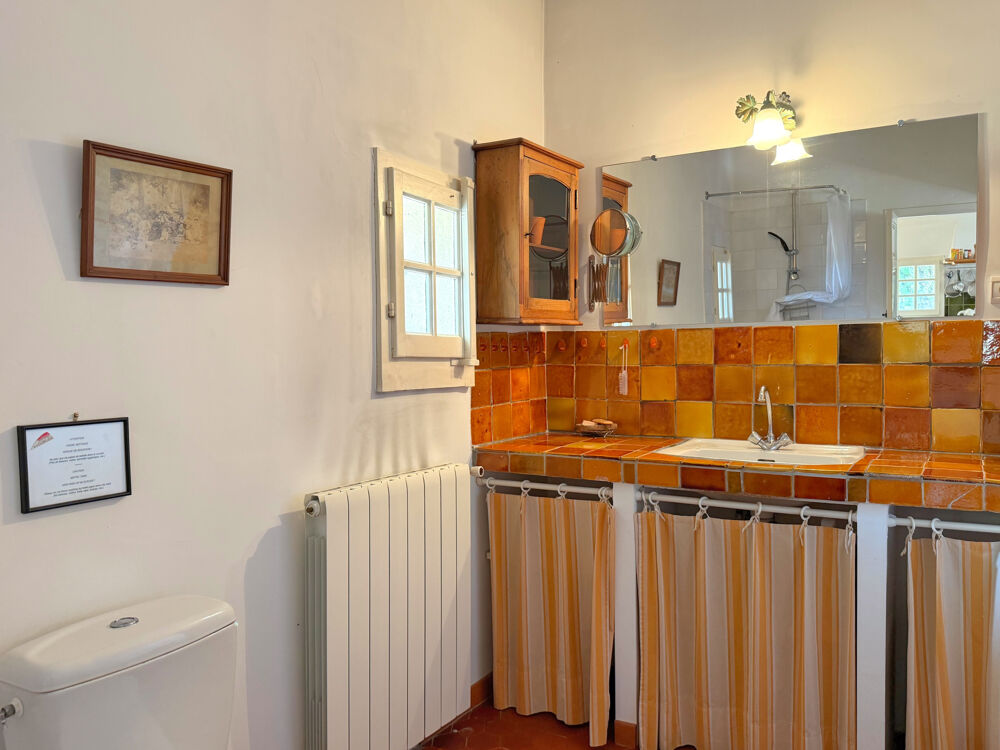 à vendre  Propriété/château Lorgues (83510)