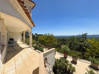  Maison � vendre 8 pi�ces 275 m�