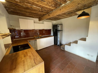  Propri�t�/ch�teau � vendre 4 pi�ces 110 m� Cotignac