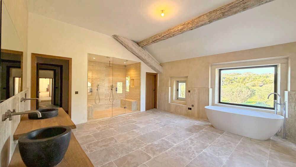 à vendre  Propriété/château Maussane-les-Alpilles (13520)