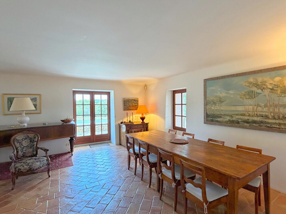 à vendre  Propriété/château Lorgues (83510)