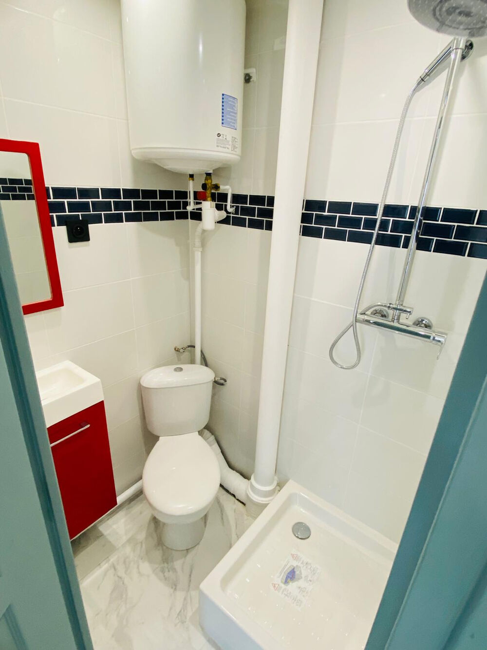 Vente Appartement BEAU 2 PIECES  REFAIT NEUF A  8000E /M2 Paris 18