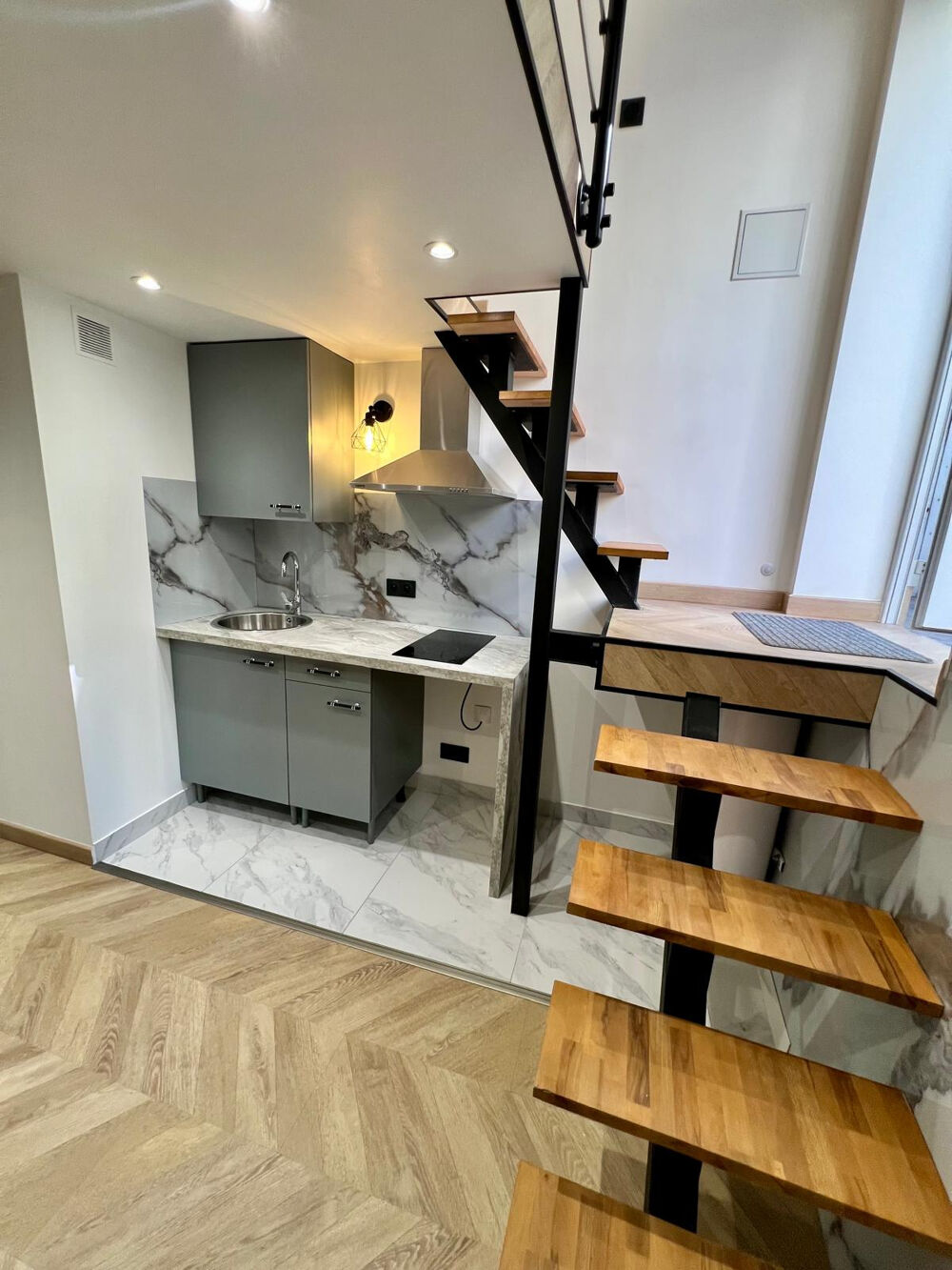 Vente Appartement BEAU 2 PIECES Paris 10