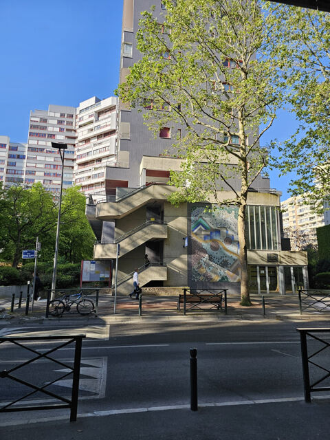   BEAU 4/5 PIECES + PARKING Appartement - 4 pi�ce(s) - 81 m�