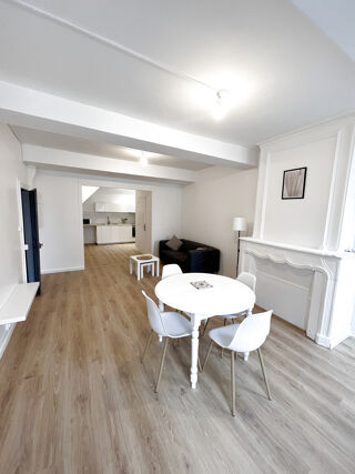  Immeuble � vendre 218 m�