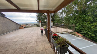  Maison  vendre 10 pices 174 m