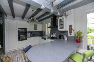  Maison  vendre 8 pices 153 m