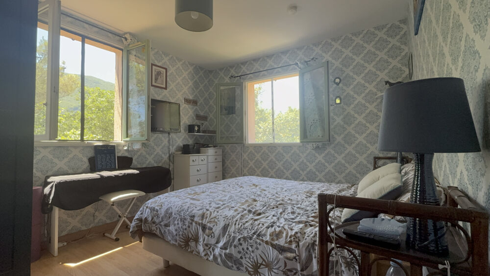 Vente Maison Entre mer et nature, découvrez une villa au charme authentique Castillon