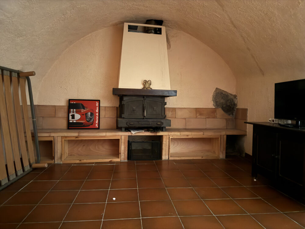 Vente Maison Maison de campagne avec 2 chambres en vente à Breil-Sur-Roya Breil sur roya