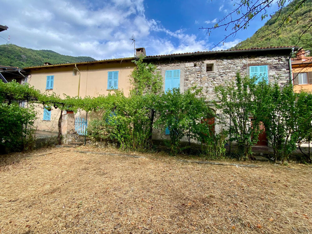 Maison 7 pièces 209 m² · à Fontan · 209 m² · 223 000 €