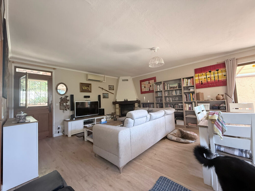 Vente Maison Entre mer et nature, découvrez une villa au charme authentique Castillon