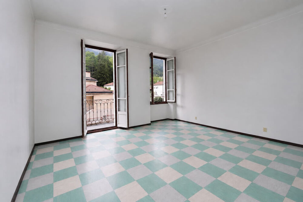 Grand appartement en vente àST DALMAS de TENDE (06)
