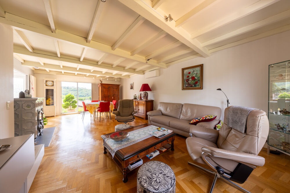 La Fouillouse Maison individuelle de 95 m2 habitables + Annexes sur un terrain arboré de 705 m2