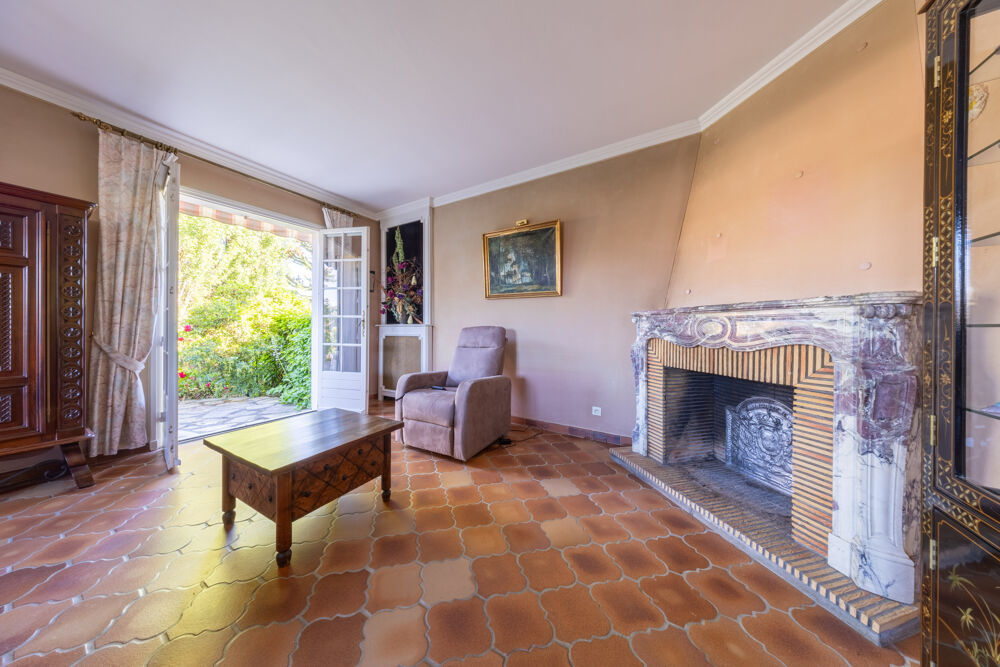 Vente Maison Saint-André le Puy Maison bourgeoise de 160 m2 habitables + Annexes sur un Magnifique parc arboré de 2856 m2 St andre le puy