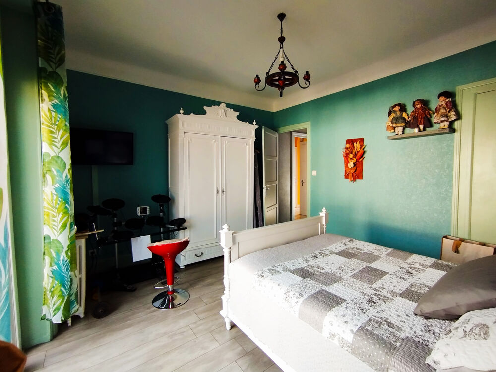 ST CHAMOND CENTRE APPARTEMENT 4PCES