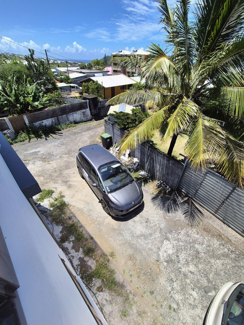 SAINT-JOSEPH/VILLA JUMELEE NEUVE