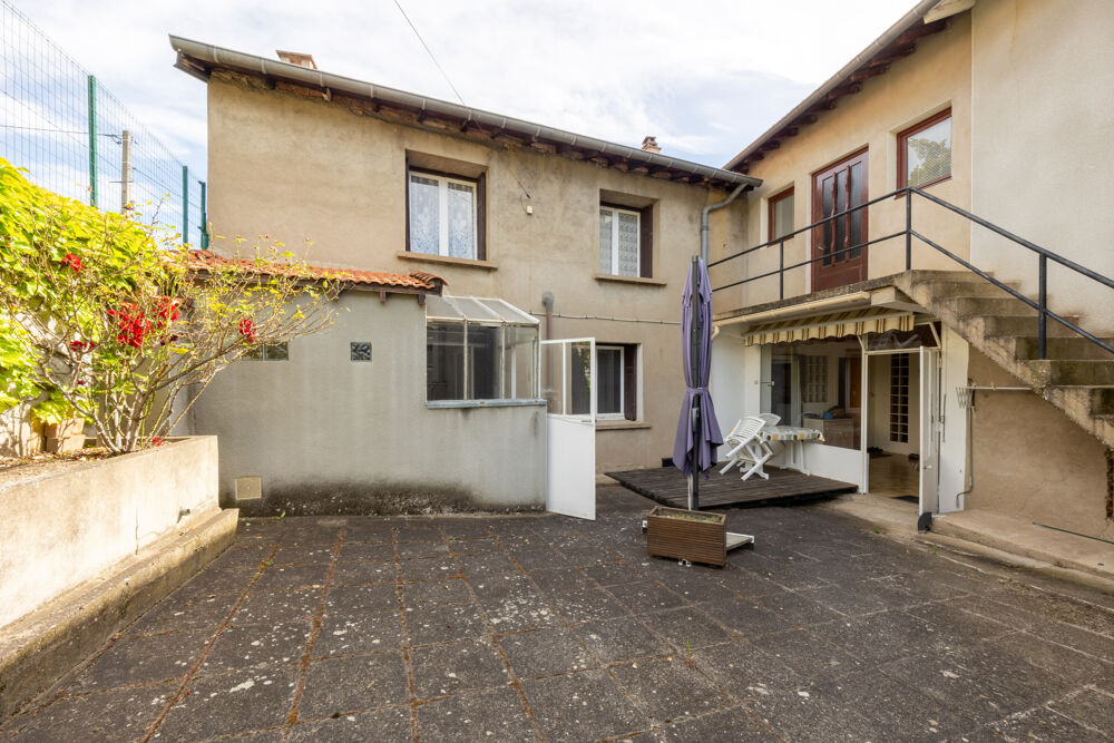 Vente Maison Sorbiers   Maison de 138 m2 habitables avec dépendance, garage, et terrain non attenant Sorbiers