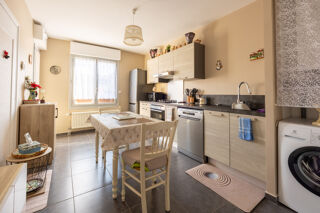  Appartement � vendre 3 pi�ces 75 m�