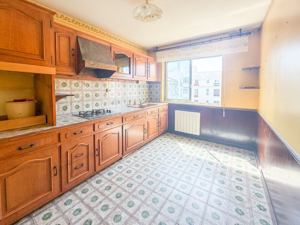 Vente Appartement SAINT-ETIENNE BADOUILLERE GRAND T4 DE 93M2 AVEC VUE DEGAGEE St etienne